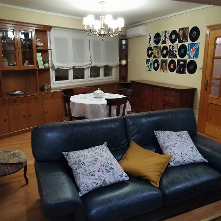 Comoda Vivienda En Huesca Esterno foto