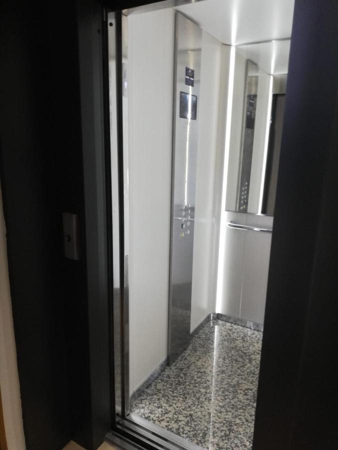 Comoda Vivienda En Huesca Esterno foto